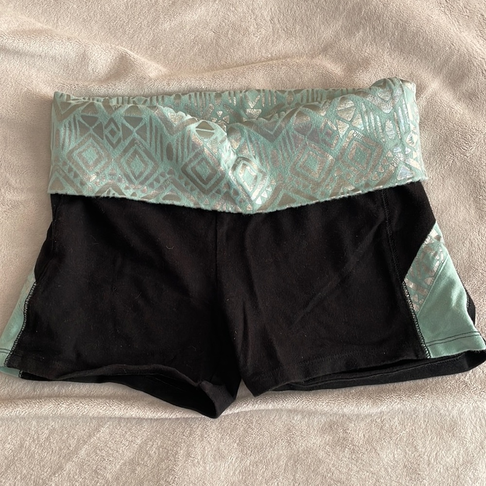 Victoria’s Secret Pink Yoga shorts size xs